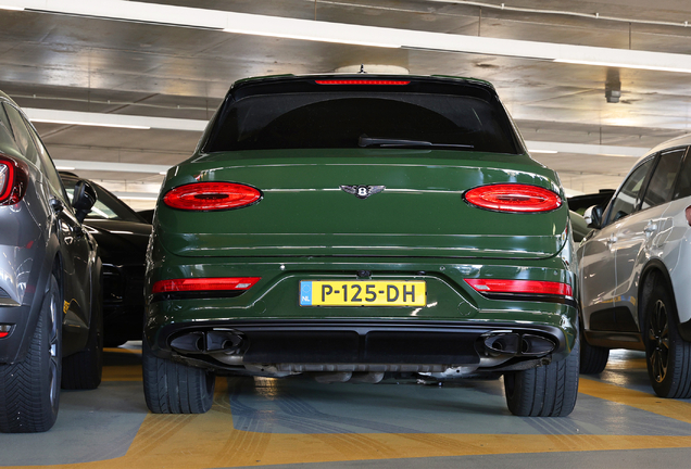 Bentley Bentayga Hybrid 2021