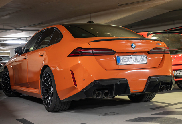 BMW M5 G90