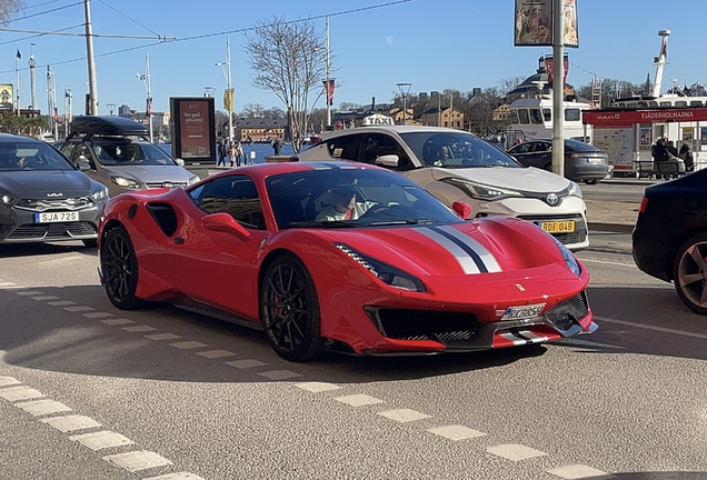 Ferrari 488 Pista