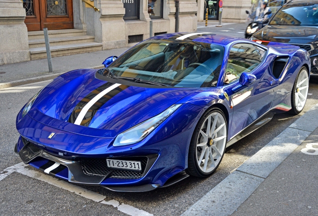 Ferrari 488 Pista