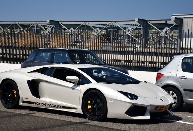 Lamborghini Aventador LP700-4