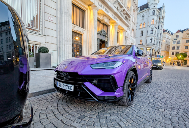 Lamborghini Urus S