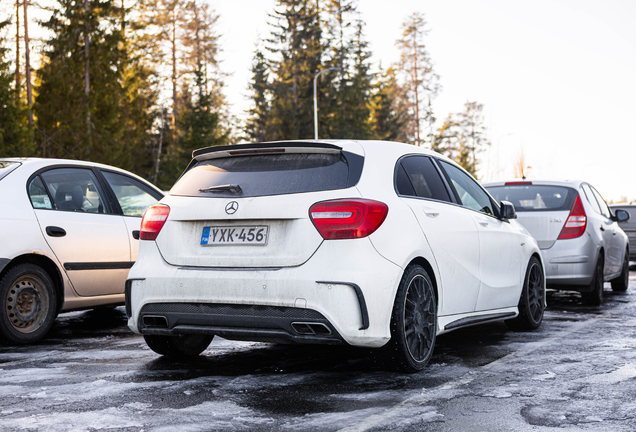 Mercedes-Benz A 45 AMG