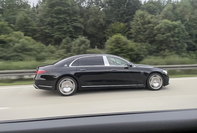 Mercedes-Maybach S 680 X223