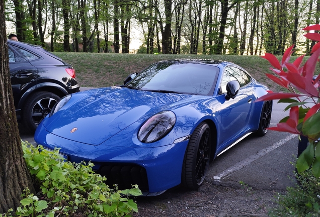 Porsche 992 Carrera 4 GTS MkII