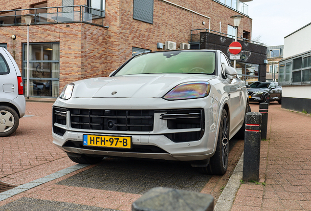 Porsche Cayenne Coupé Turbo E-Hybrid
