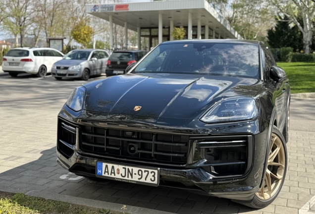 Porsche Cayenne Coupé Turbo E-Hybrid