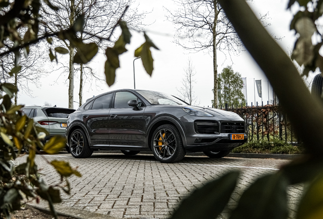 Porsche Cayenne Coupé Turbo S E-Hybrid