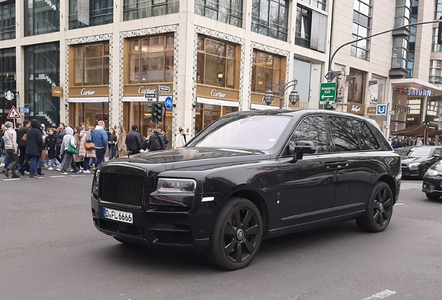 Rolls-Royce Cullinan Black Badge