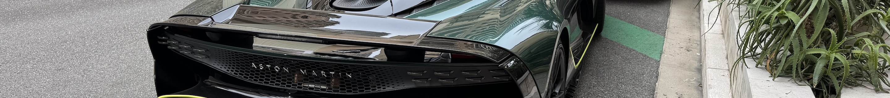 Aston Martin Valhalla