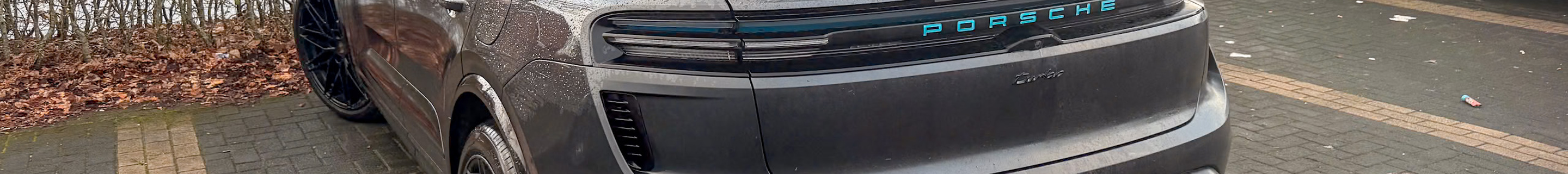 Porsche Macan EV Turbo