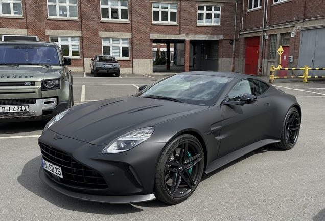 Aston Martin Vantage 2024