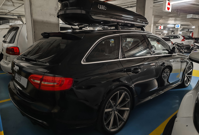 Audi RS4 Avant B8
