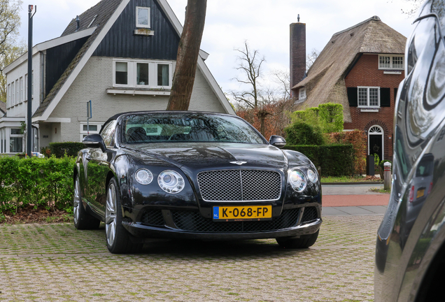 Bentley Continental GTC 2012