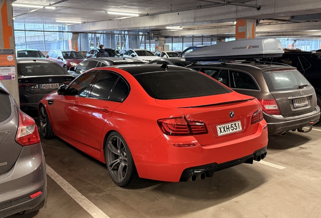 BMW M5 F10 2011