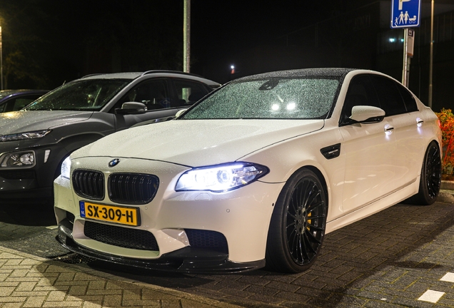 BMW M5 F10 2011