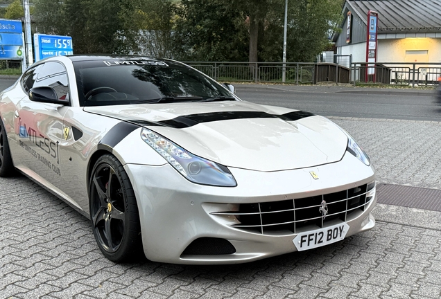 Ferrari FF