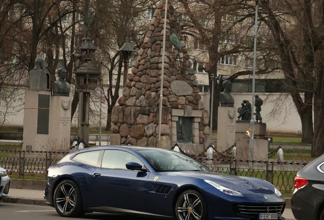 Ferrari GTC4Lusso