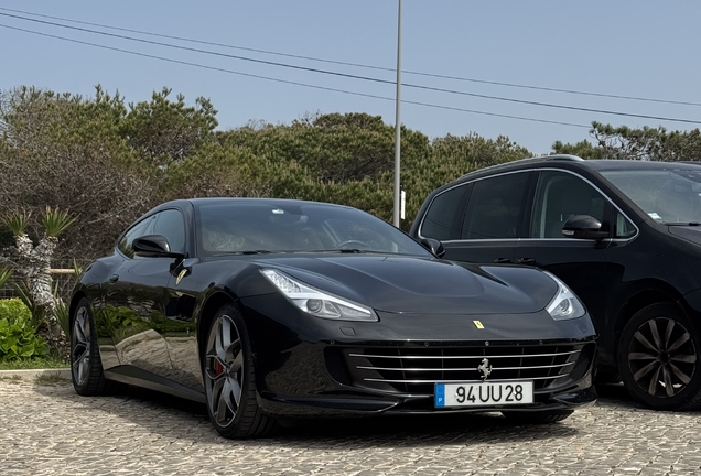 Ferrari GTC4Lusso T