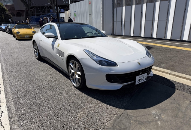 Ferrari GTC4Lusso T