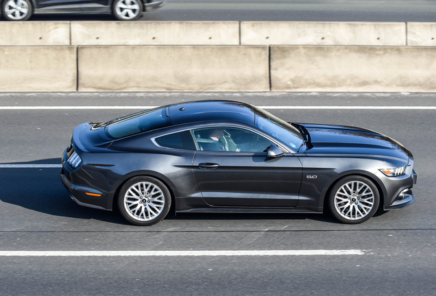 Ford Mustang GT 2015