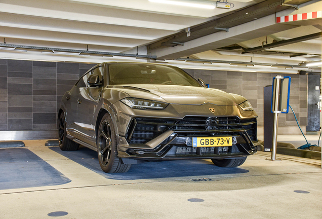 Lamborghini Urus Performante