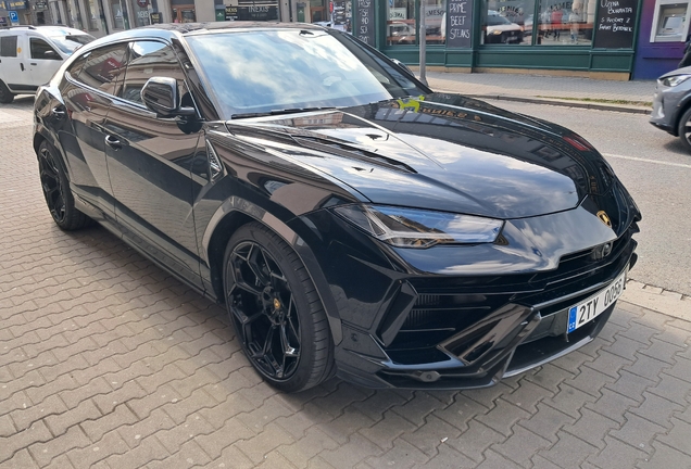 Lamborghini Urus Performante