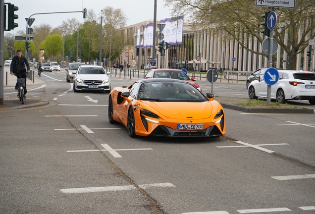 McLaren Artura Spider