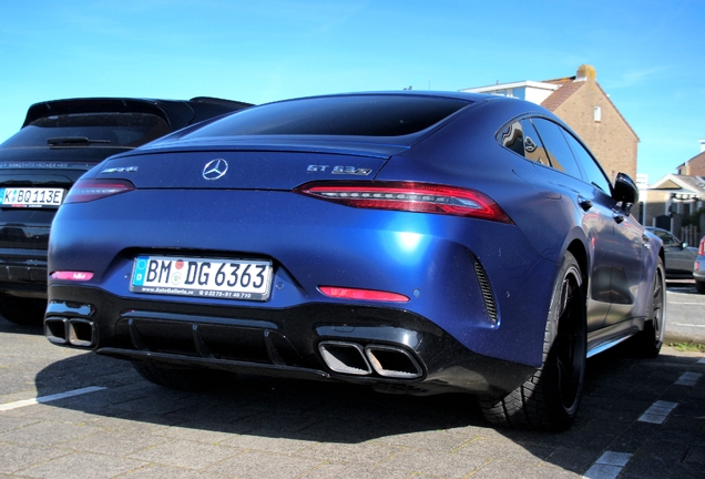 Mercedes-AMG GT 63 S X290