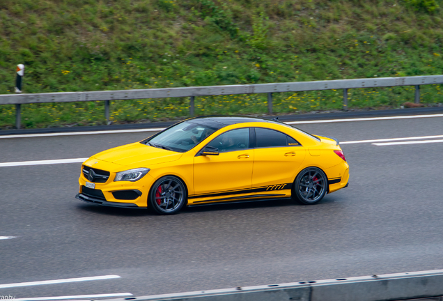 Mercedes-Benz CLA 45 AMG Edition 1 C117