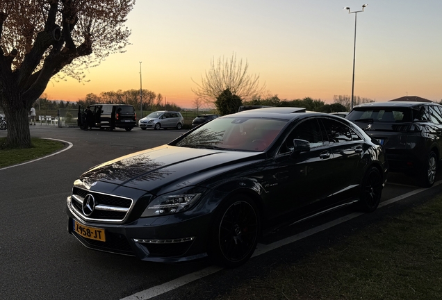 Mercedes-Benz CLS 63 AMG C218
