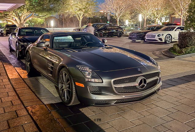 Mercedes-Benz SLS AMG