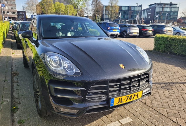 Porsche 95B Macan Turbo MkI