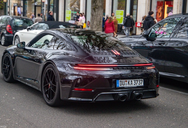 Porsche 992 Carrera 4 GTS MkII