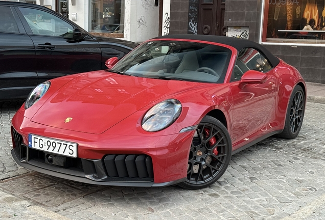 Porsche 992 Carrera 4 GTS Cabriolet MkII
