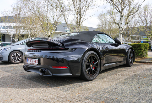 Porsche 992 Carrera 4S Cabriolet MkII