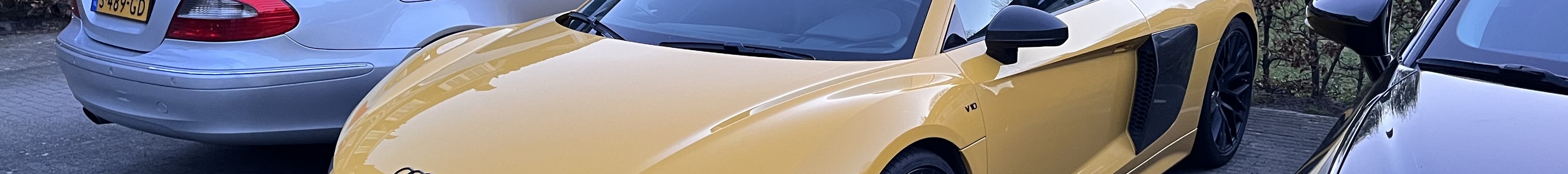 Audi R8 V10 Plus 2015