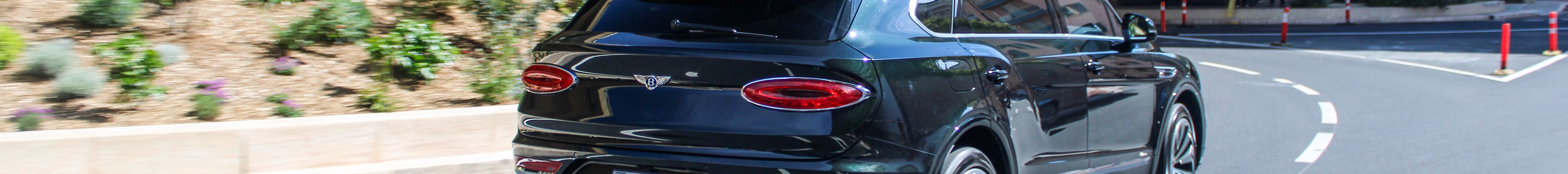 Bentley Bentayga Azure EWB