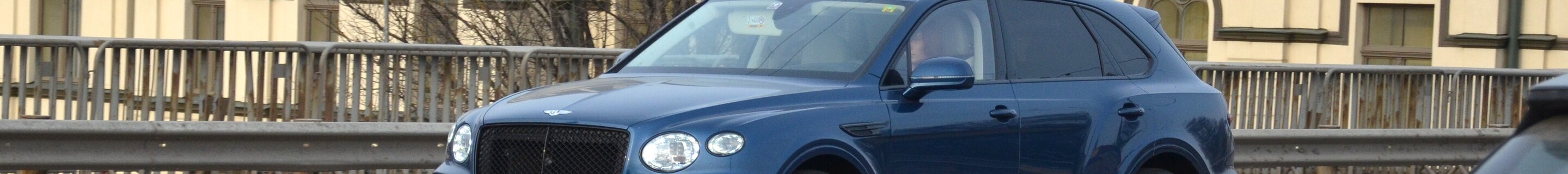 Bentley Bentayga V8 2021