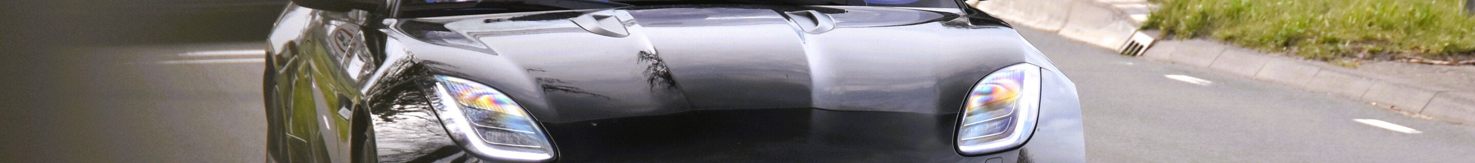 Jaguar F-TYPE 400 Sport Convertible