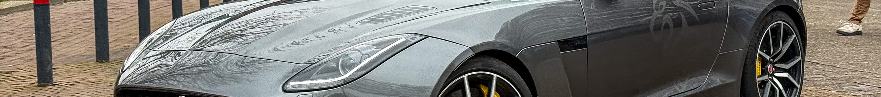 Jaguar F-TYPE SVR Convertible