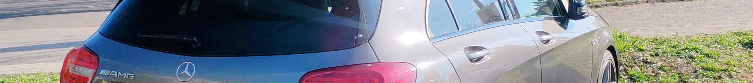 Mercedes-Benz A 45 AMG