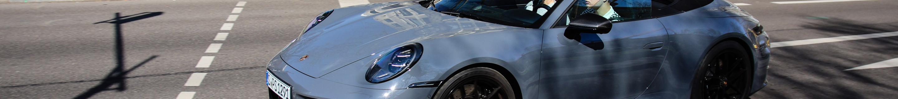 Porsche 992 Carrera 4 GTS Cabriolet MkII