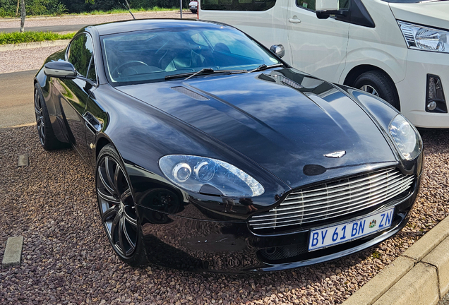 Aston Martin V8 Vantage