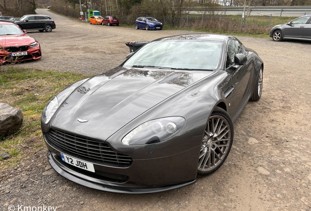 Aston Martin V8 Vantage