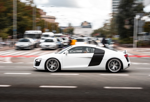 Audi R8 V10