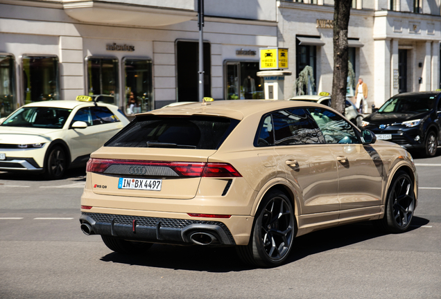 Audi RS Q8 2024