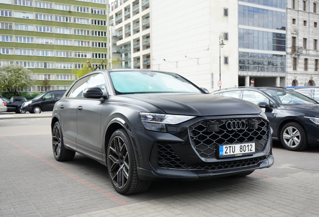 Audi RS Q8 2024