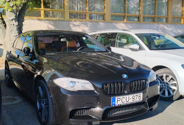 BMW M5 F10 2011