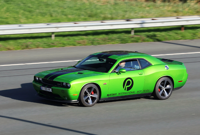 Dodge Challenger SRT-8 392